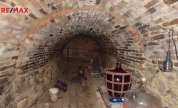 Prodej vinného sklepa, 45 m&sup2;, Vrbovec | RE/MAX Profi Reality Znojmo