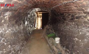 Prodej vinného sklepa, 45 m&sup2;, Vrbovec | RE/MAX Profi Reality Znojmo