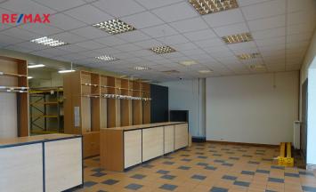 Pronájem skladovacího prostoru, 400 m², Znojmo | RE/MAX Profi Reality Znojmo