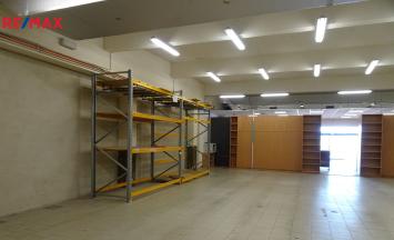Pronájem skladovacího prostoru, 400 m², Znojmo | RE/MAX Profi Reality Znojmo