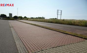 Pronájem skladovacího prostoru, 400 m², Znojmo | RE/MAX Profi Reality Znojmo