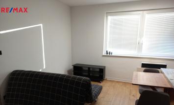 Pronájem bytu 2+kk, 43 m², Znojmo | RE/MAX Profi Reality Znojmo