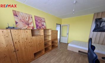 Pronájem bytu 3+1, 74 m², Znojmo | RE/MAX Profi Reality Znojmo