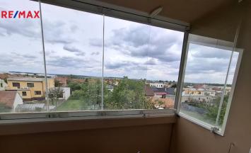 Pronájem bytu 3+1, 74 m², Znojmo | RE/MAX Profi Reality Znojmo