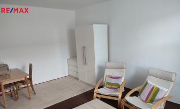 Pronájem bytu 1+kk, 34 m&sup2;, Znojmo | RE/MAX Profi Reality Znojmo