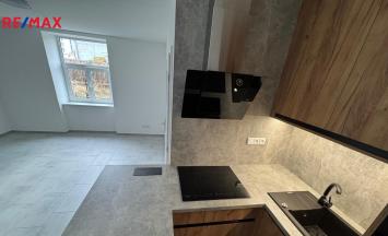 Pronájem bytu 1+kk, 34 m&sup2;, Znojmo | RE/MAX Profi Reality Znojmo