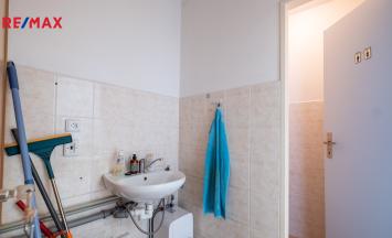 Prodej obchodního prostoru, 82 m&sup2;, Znojmo | RE/MAX Profi Reality Znojmo