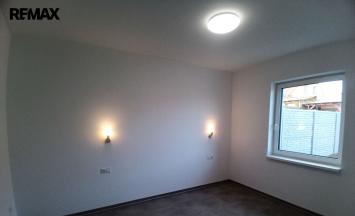 Pronájem rodinného domu, 68 m&sup2;, Suchohrdly | RE/MAX Profi Reality Znojmo