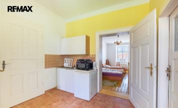 Prodej apartmánu, 1100 m&sup2;, Lesná | RE/MAX Profi Reality Znojmo