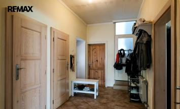 Prodej rodinného domu, 100 m&sup2;, Hodonice | RE/MAX Profi Reality Znojmo
