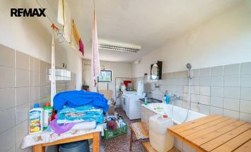 Prodej vícegeneračního domu, 220 m&sup2;, Krhovice | RE/MAX Profi Reality Znojmo