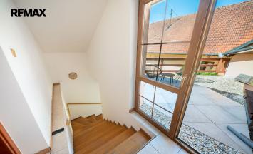 Prodej vícegeneračního domu, 550 m&sup2;, Lažany | RE/MAX Profi Reality Znojmo