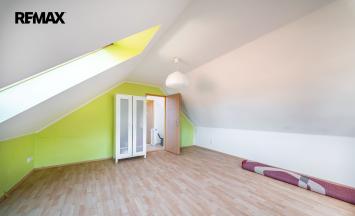 Prodej vícegeneračního domu, 550 m&sup2;, Lažany | RE/MAX Profi Reality Znojmo