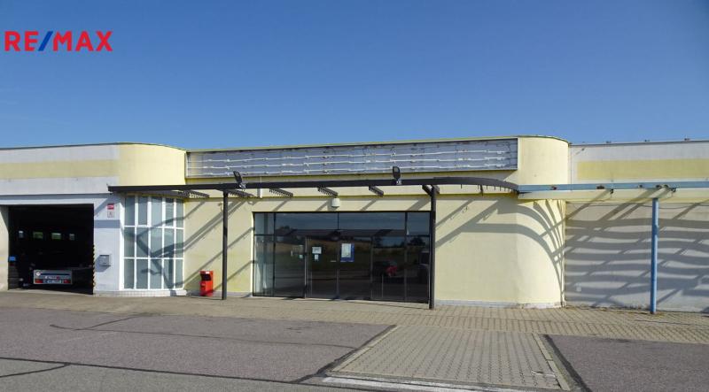 Pronájem skladovacího prostoru, 400 m², Znojmo | RE/MAX Profi Reality Znojmo