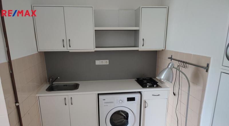 Pronájem bytu 1+kk, 34 m&sup2;, Znojmo | RE/MAX Profi Reality Znojmo