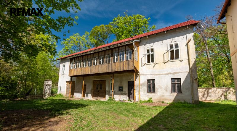 Prodej vícegeneračního domu, 212 m&sup2;, Tavíkovice | RE/MAX Profi Reality Znojmo